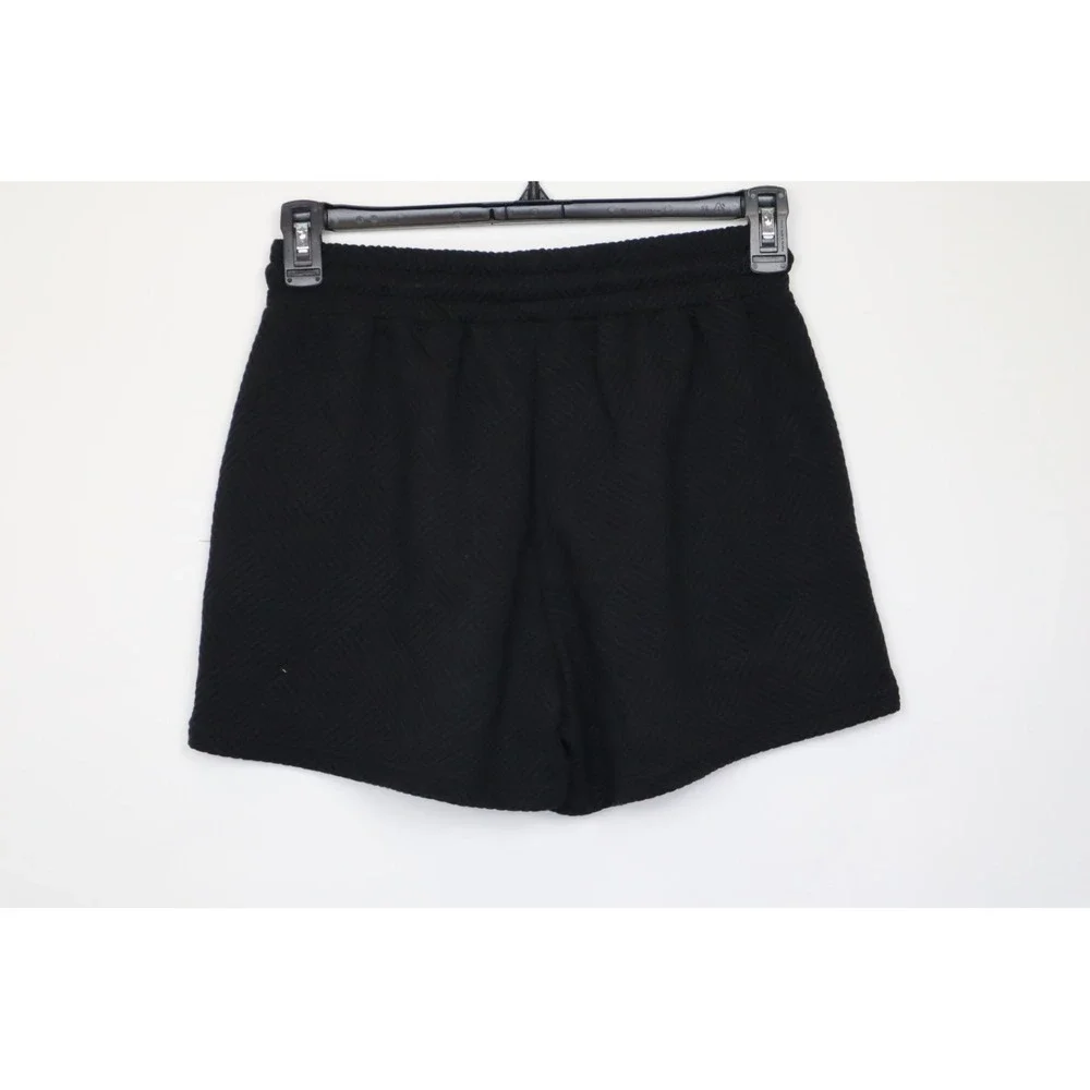 See‎ And Be Seen Women's Black Textured Shorts Size M